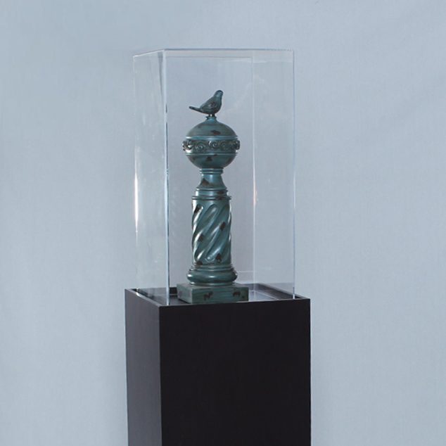 Recessed Top Lacquer Pedestals - Image 2